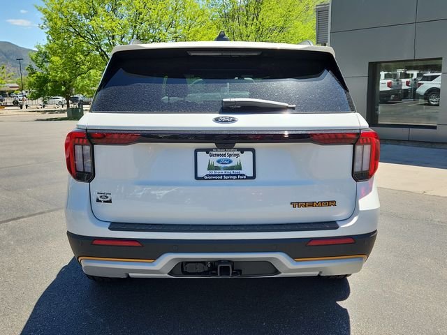 New 2026 Star White Metallic Tri-Coat Ford Tremor® image 4