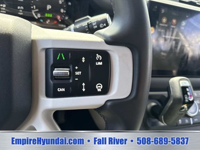 2025 Land Rover Defender S - Photo 28