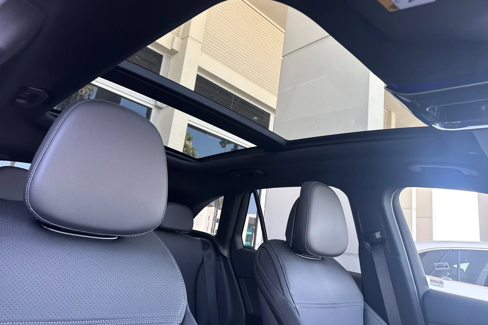2026 Mercedes-Benz GLC Base - Photo 14