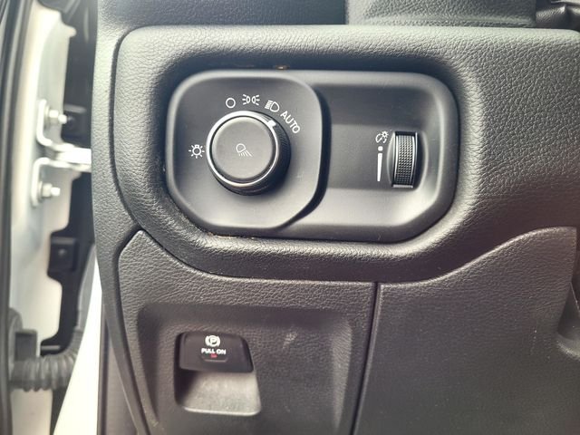 Used 2024 White Ram Laramie image 15