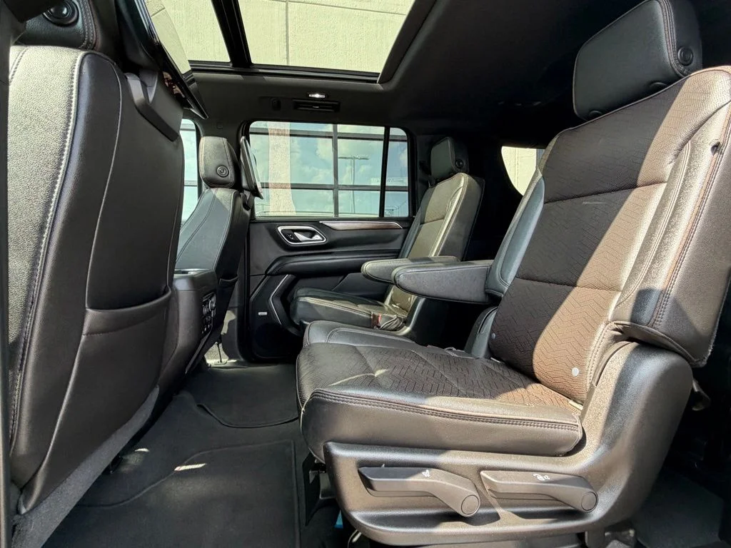 Used 2021 Beige Chevrolet High Country image 22
