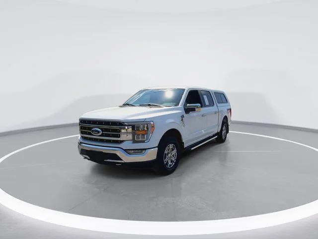 Used 2023 White Ford Lariat image 4