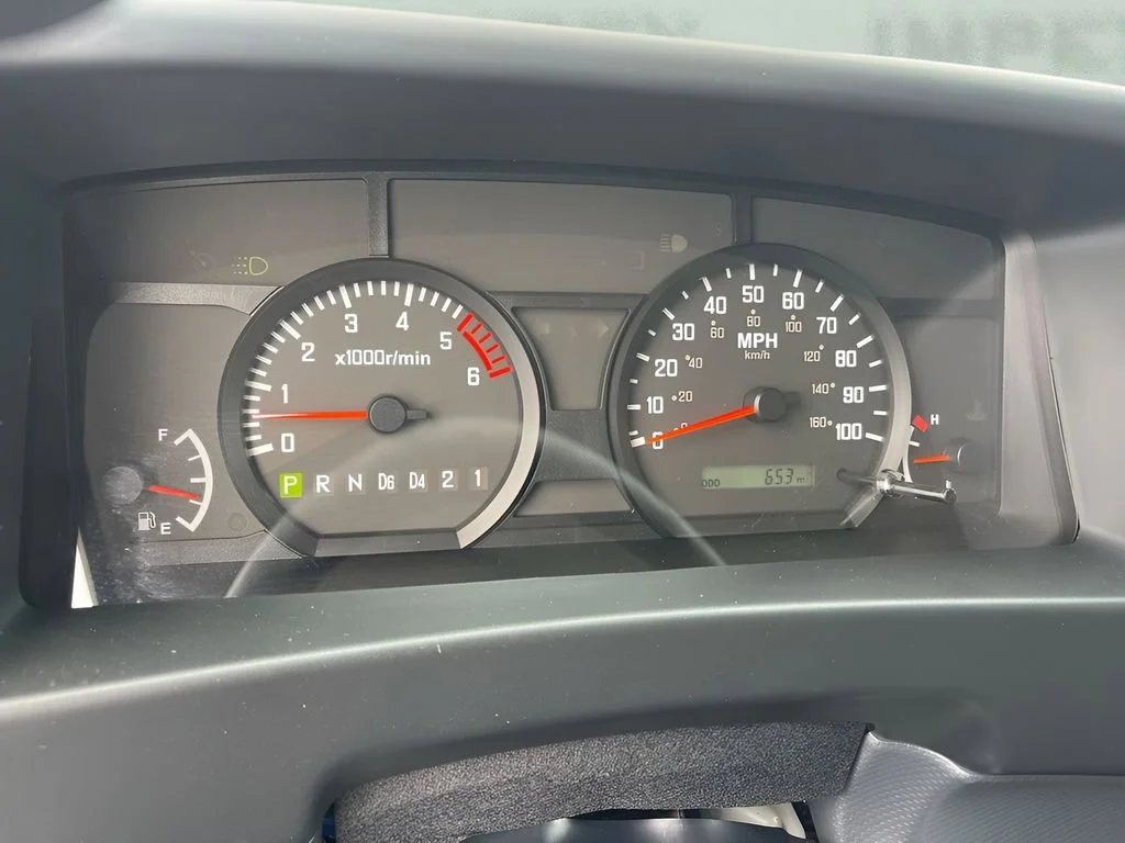 Used 2024 Arc White Chevrolet 1WT image 18