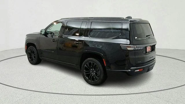 New 2026 High Gloss Black Exterior Paint Jeep Summit Obsidian image 6