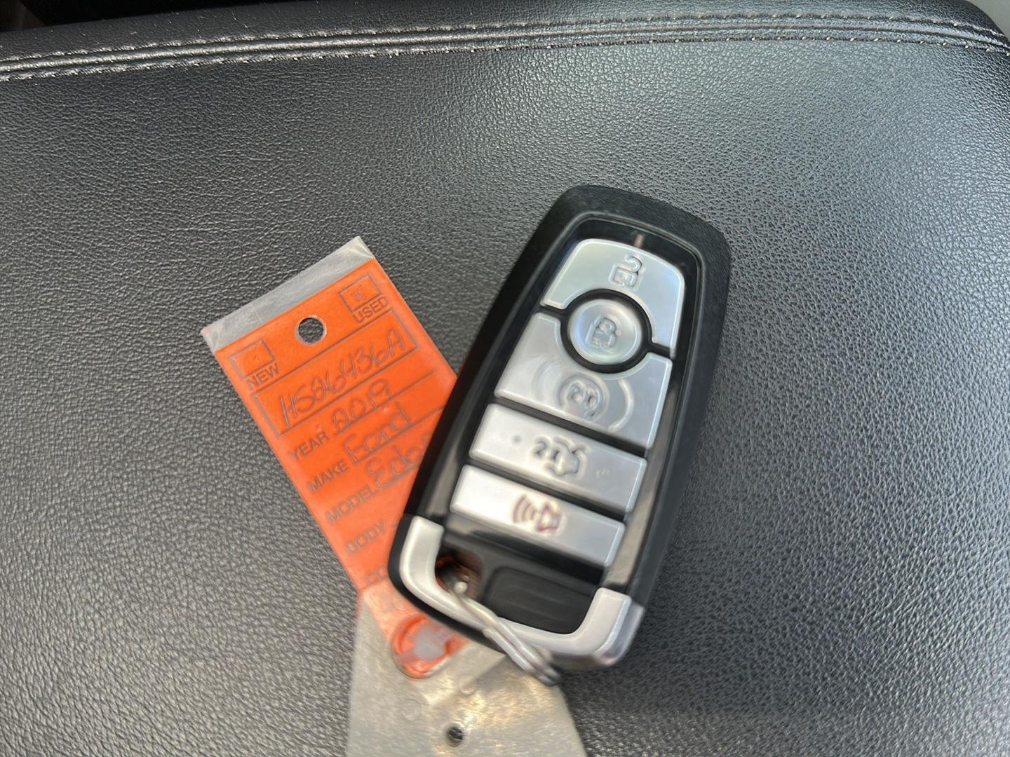 Used 2019 Blue Metallic Ford SEL image 35