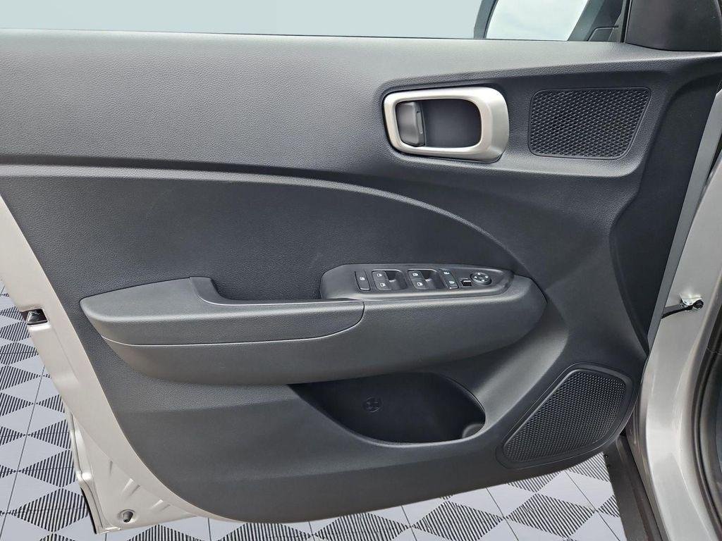 New 2026 Silver Hyundai SEL image 10