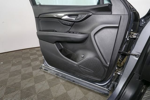 Used 2022 Gray Buick Essence image 37