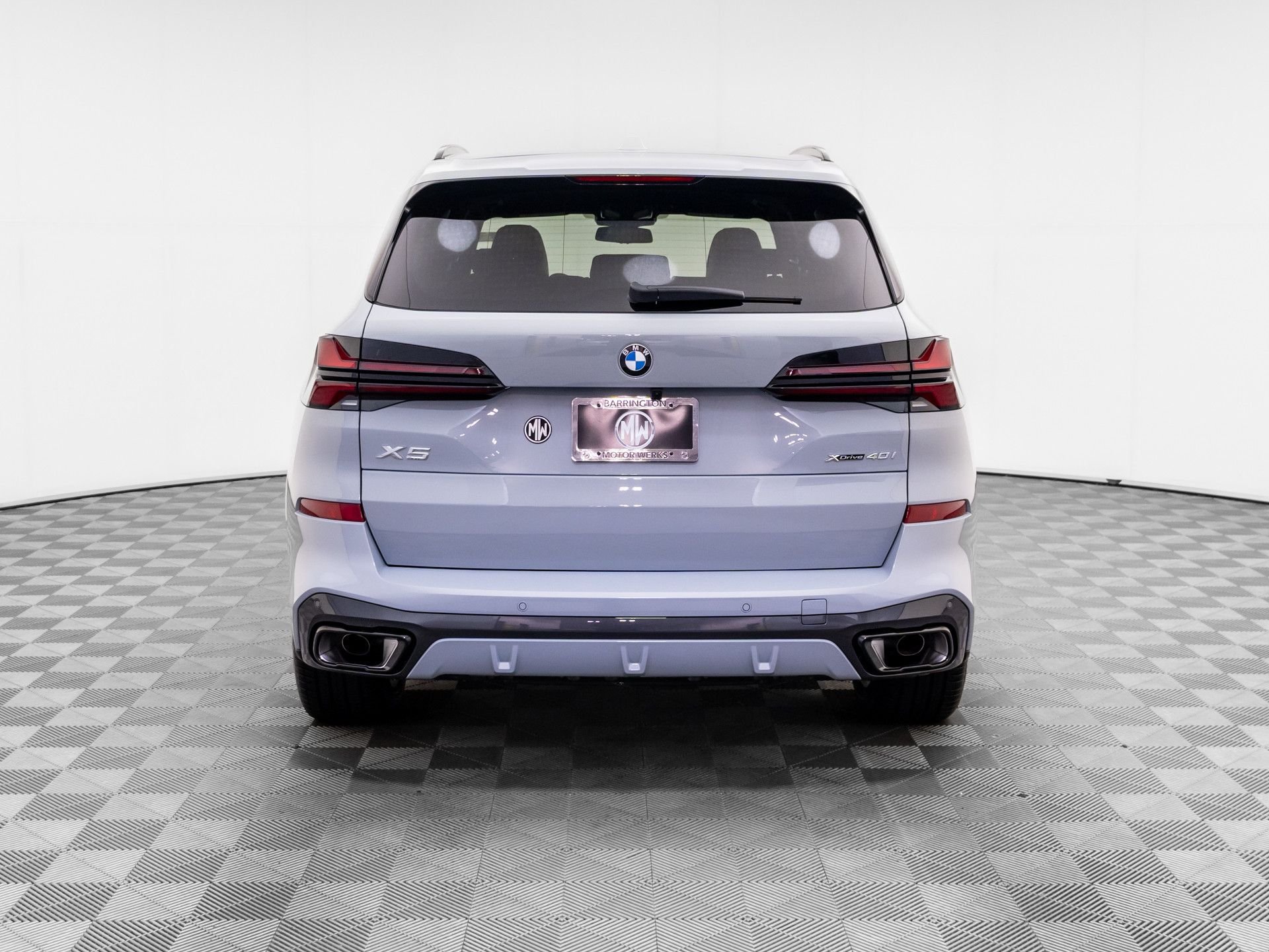 New 2026 Brooklyn Grey Metallic BMW xDrive40i image 4