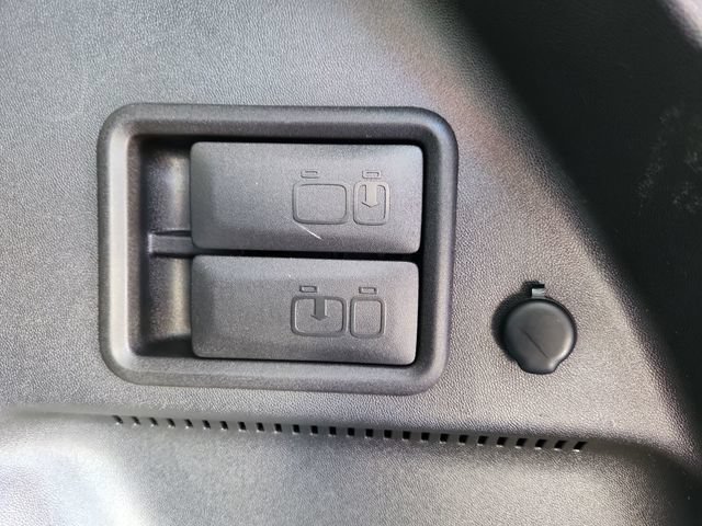 Used 2019 SATIN STEEL METALLIC GMC SLE image 34