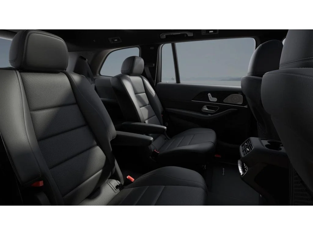 New 2027 White Mercedes-Benz GLS 450 image 5