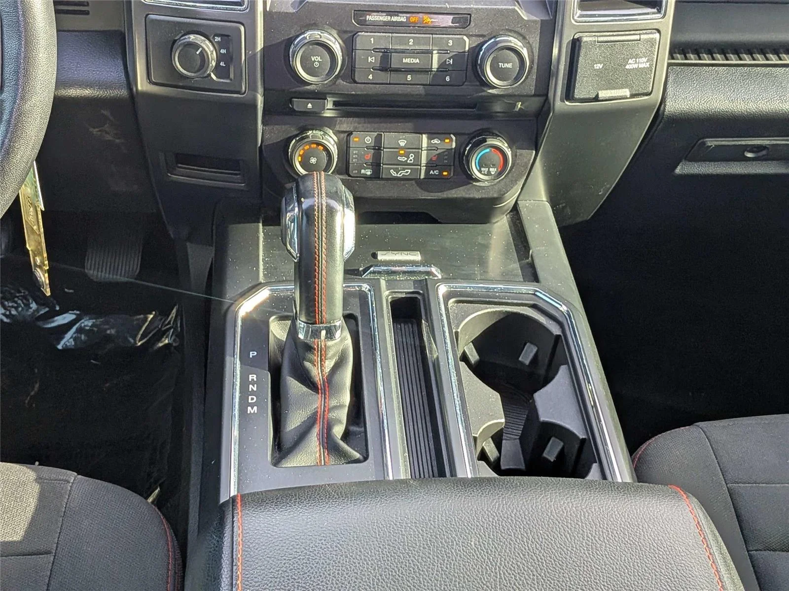 Used 2018 Gray Ford XLT image 19