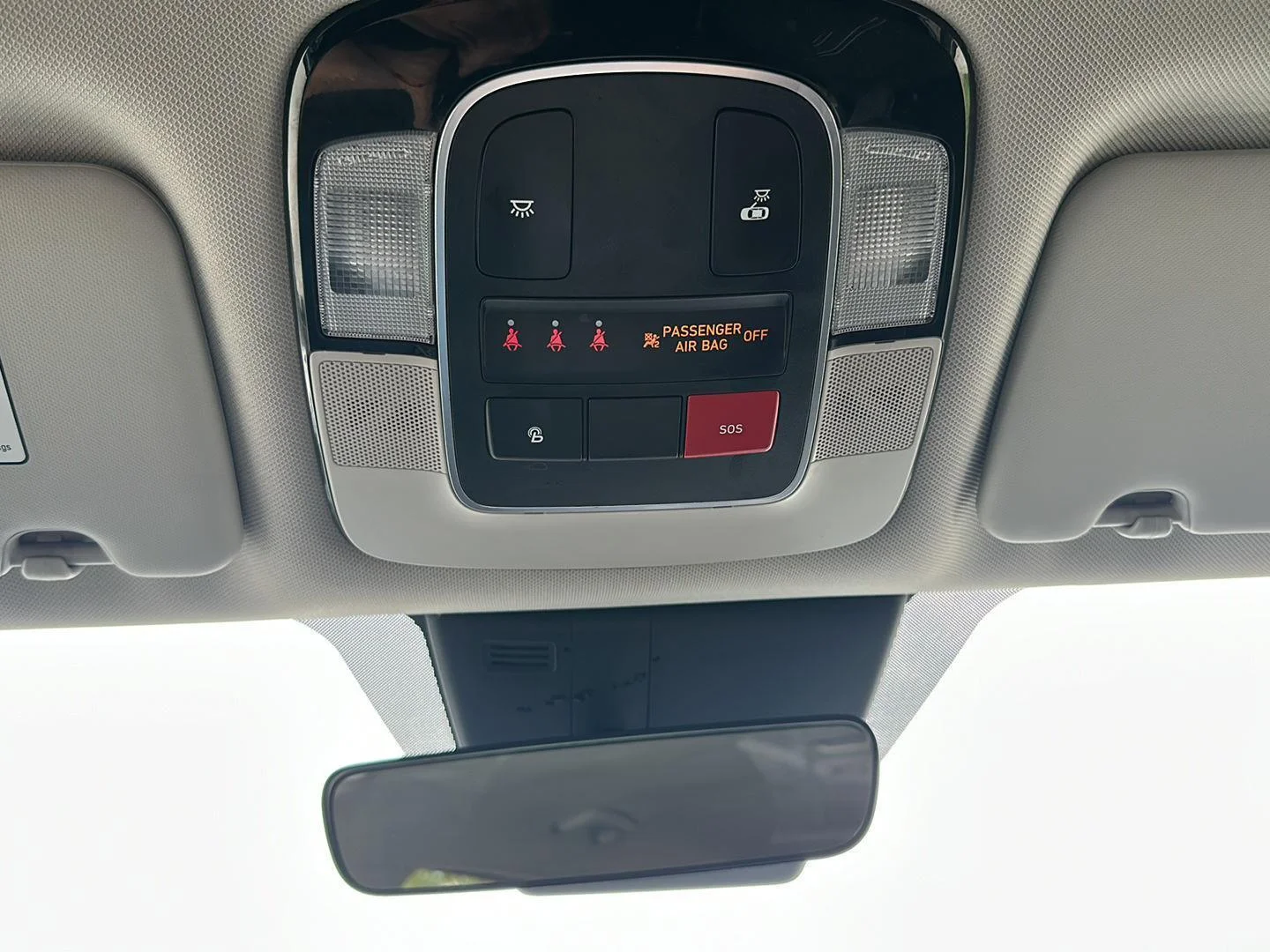 Used 2024 Hampton Gray Hyundai SEL image 34