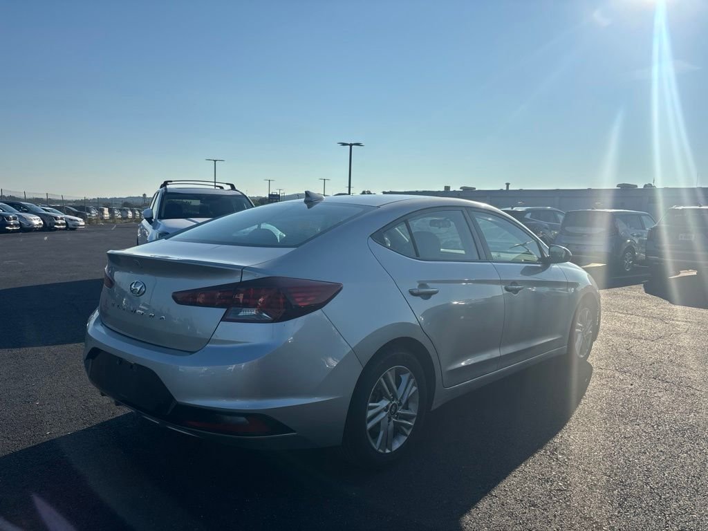 Used 2020 Silver Hyundai SEL image 2