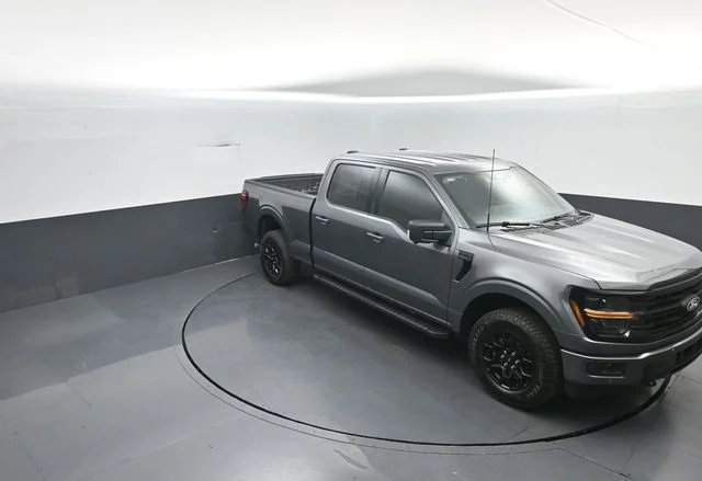 New 2026 Carbonized Gray Metallic Ford XLT image 23
