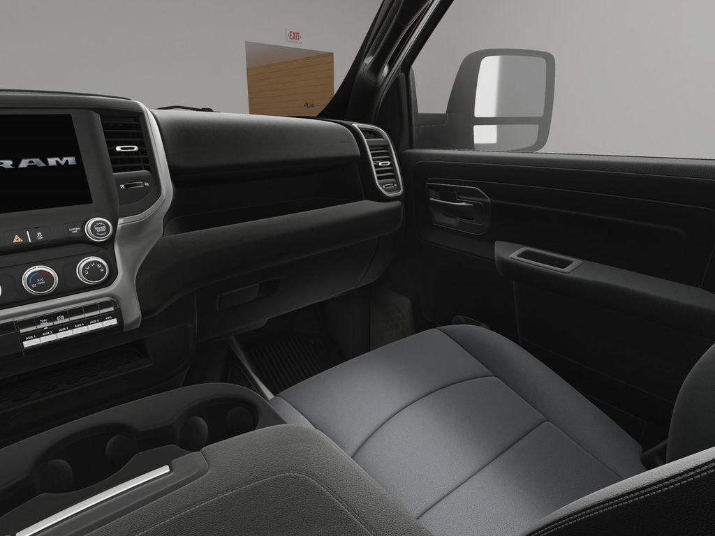 New 2025 Bright White Clearcoat RAM Tradesman image 21
