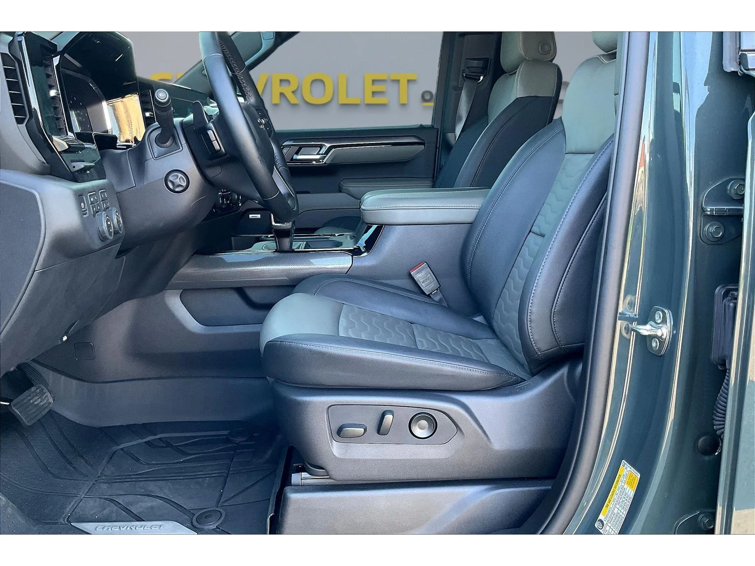 Used 2026 Cypress Gray Chevrolet ZR2 image 17