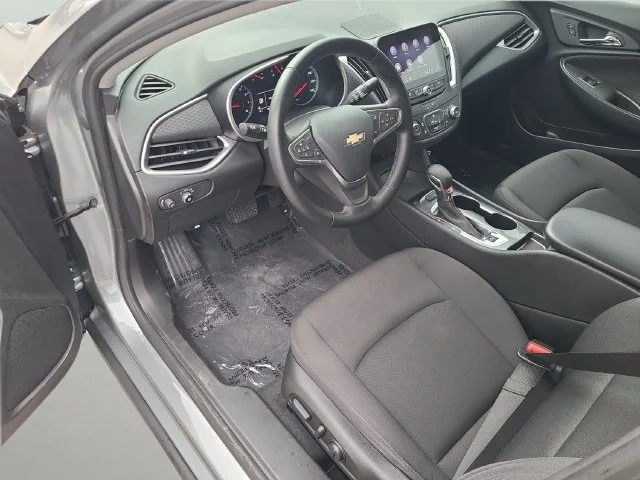 Used 2023 STERLING GRAY METALLIC Chevrolet RS image 21