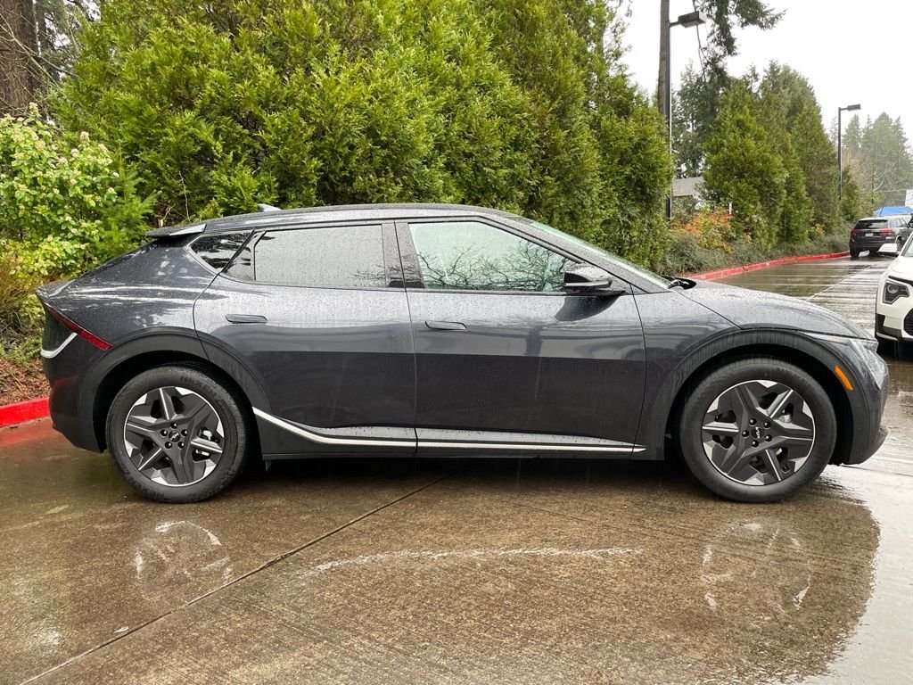 Used 2025 Kia EV6 Light with VIN 5XYC34JB4SG010507 for sale in Gladstone, OR