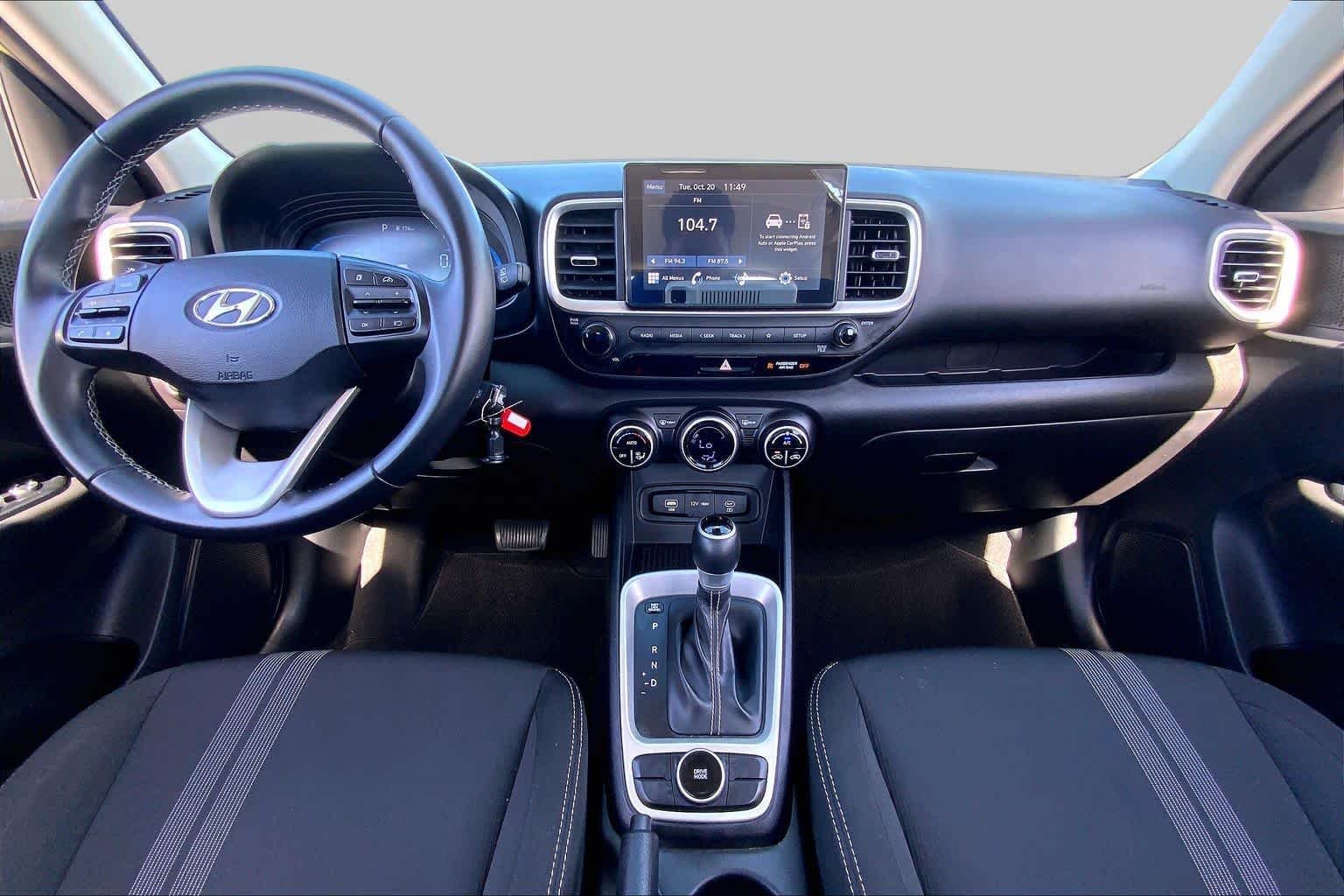 Used 2023 Green Apple Hyundai SEL image 15
