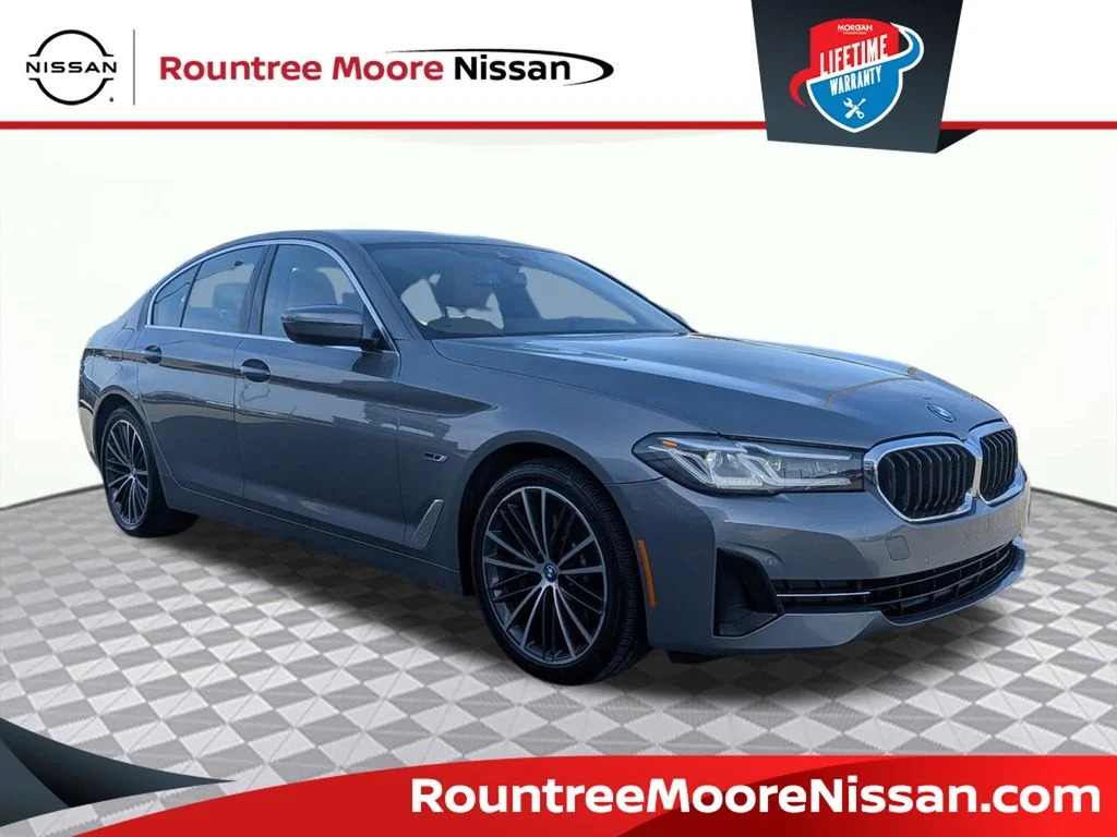 2023 BMW 5 Series 530e iPerformance Sedan's photo