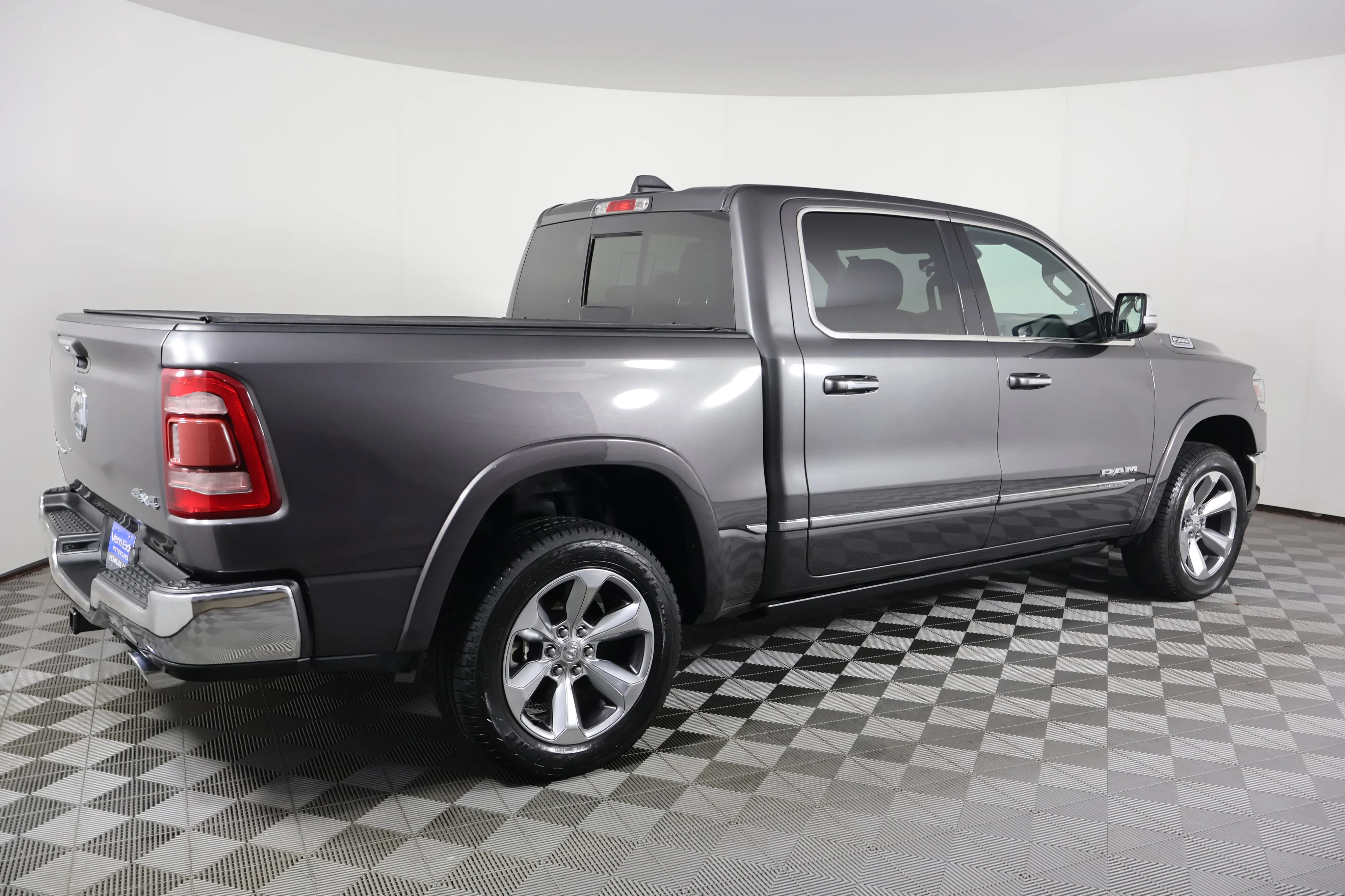 2022 RAM Ram 1500 Pickup Limited - Photo 6