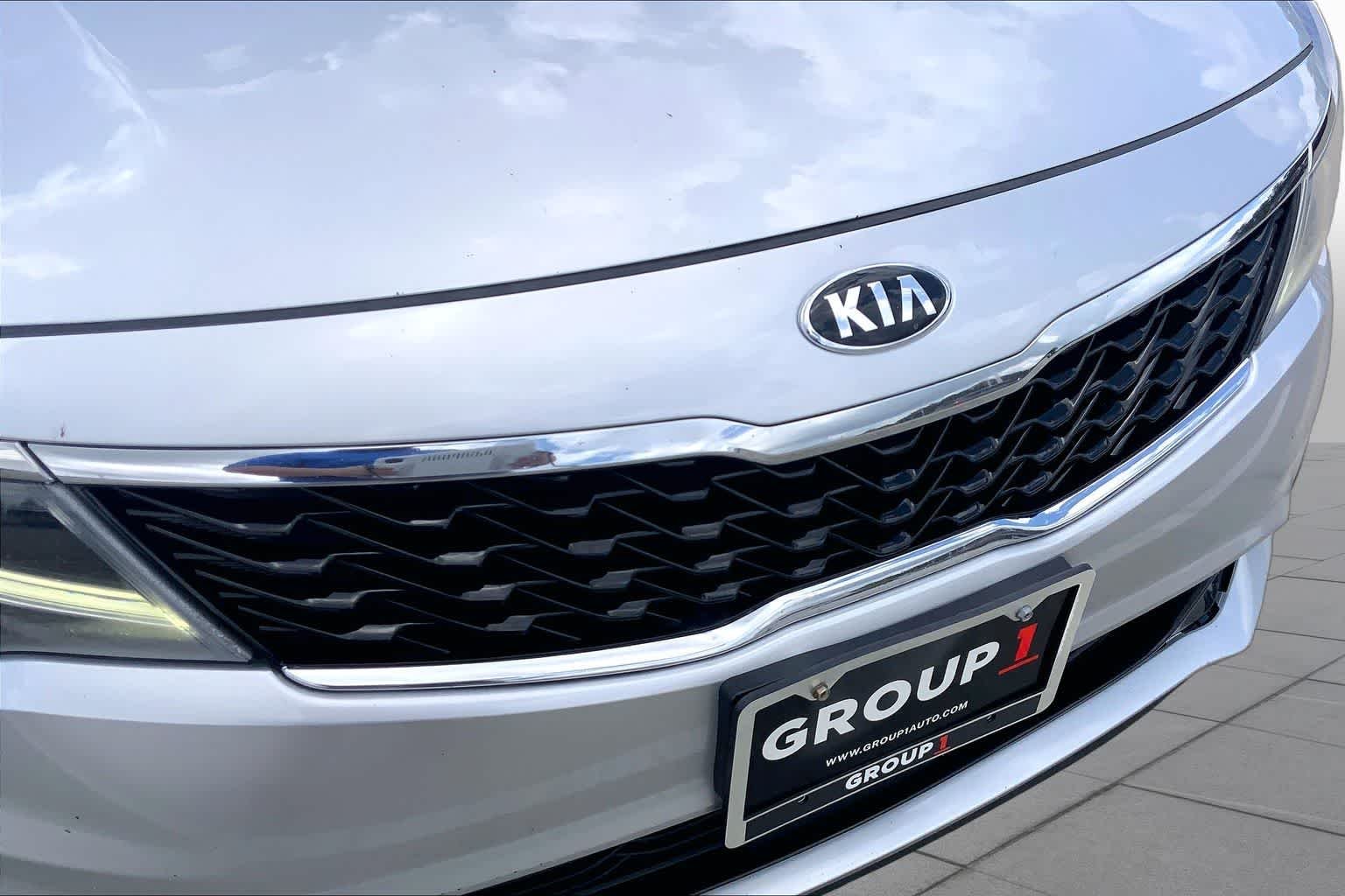 Used 2020 Sparkling Silver Kia EX Premium image 29
