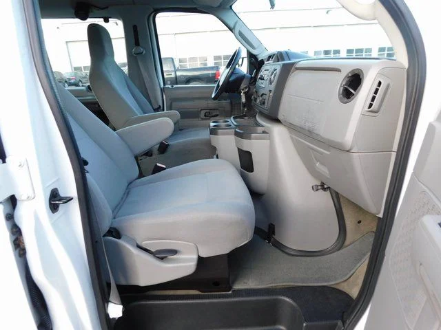 Used 2012 Oxford White Ford XLT image 16