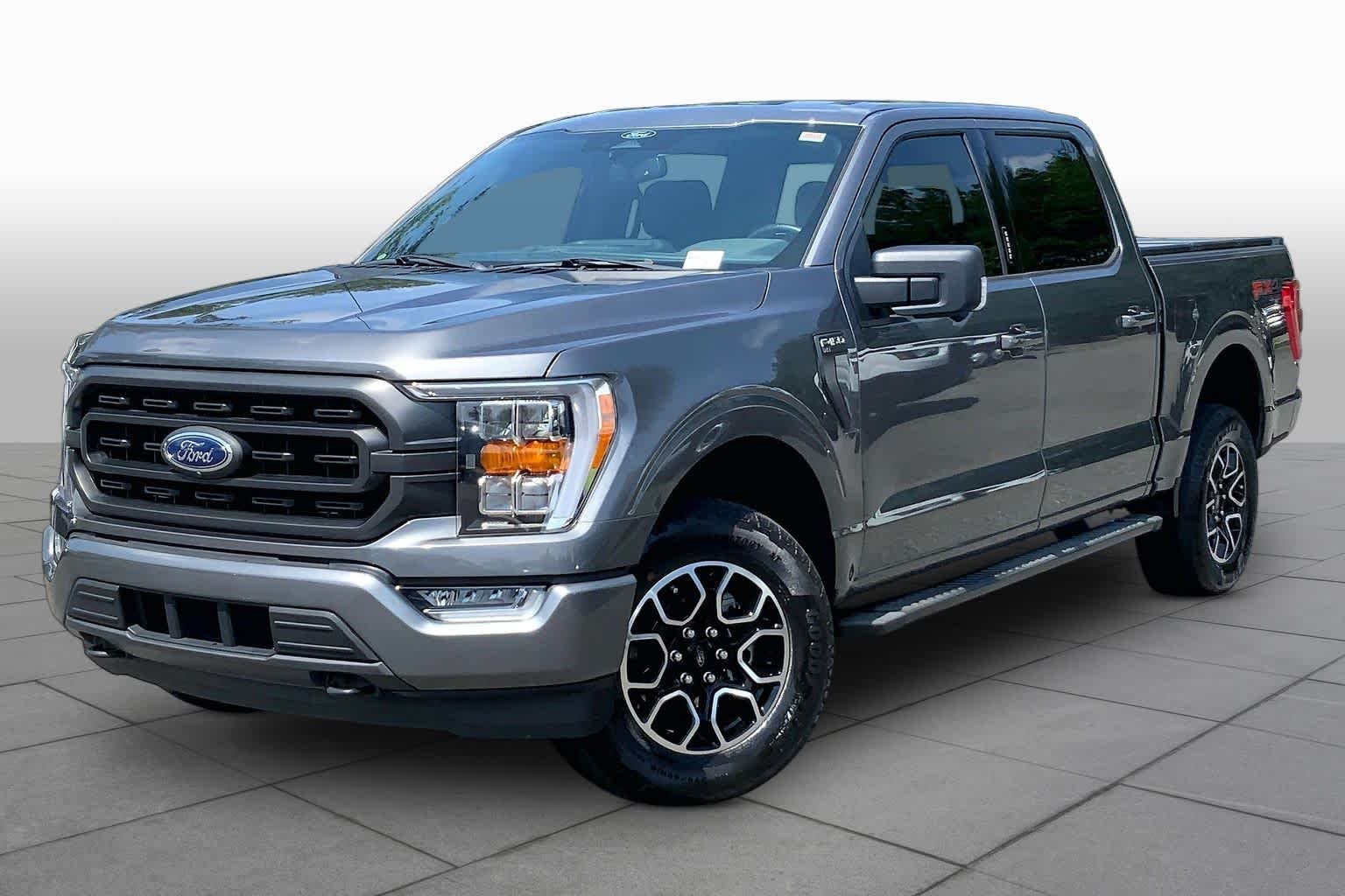 Used 2022 Carbonized Gray Ford XLT image 2