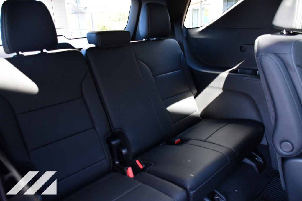 2027 Chevrolet Traverse LT - Photo 27
