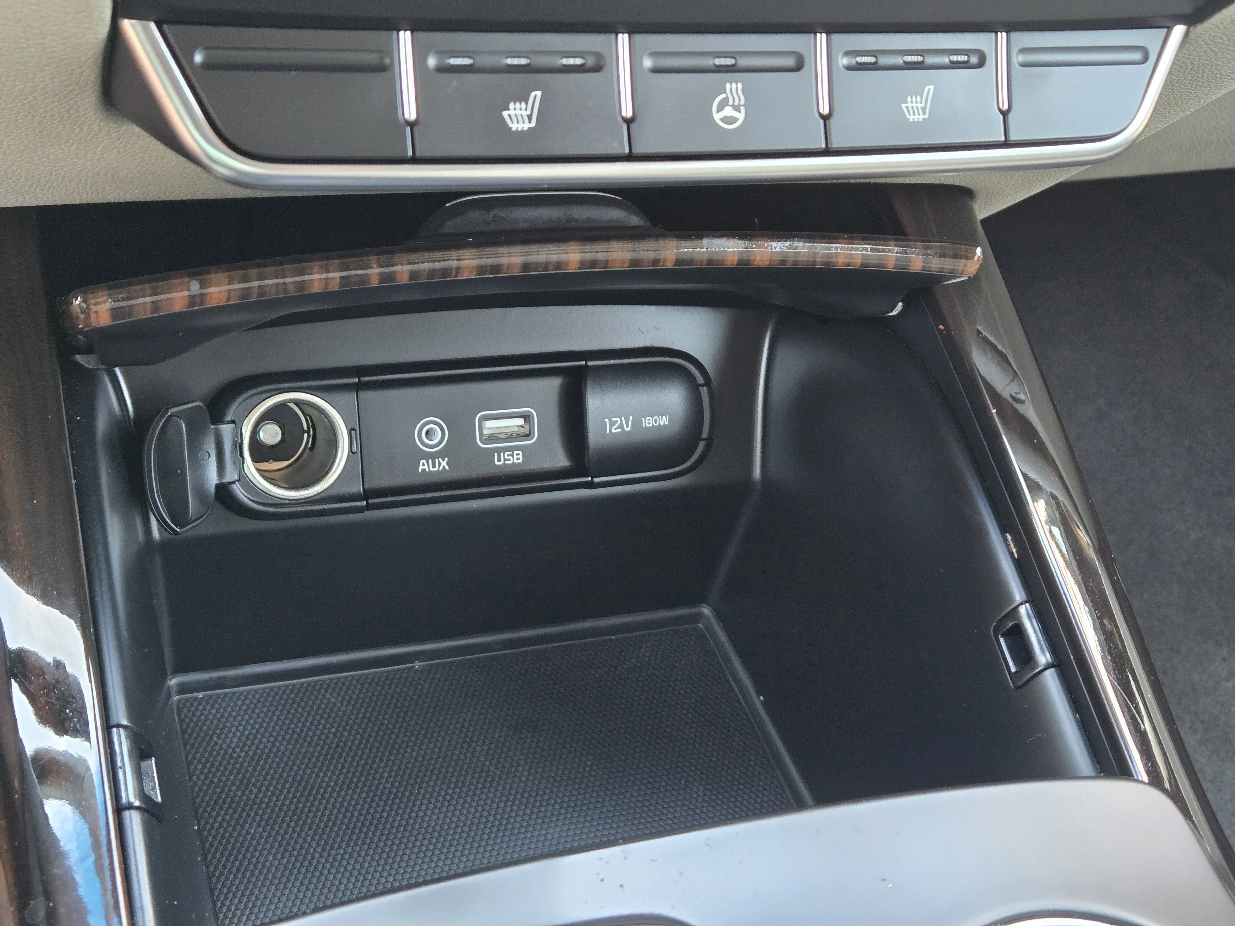 Used 2019 Snow White Pearl Kia EX image 32