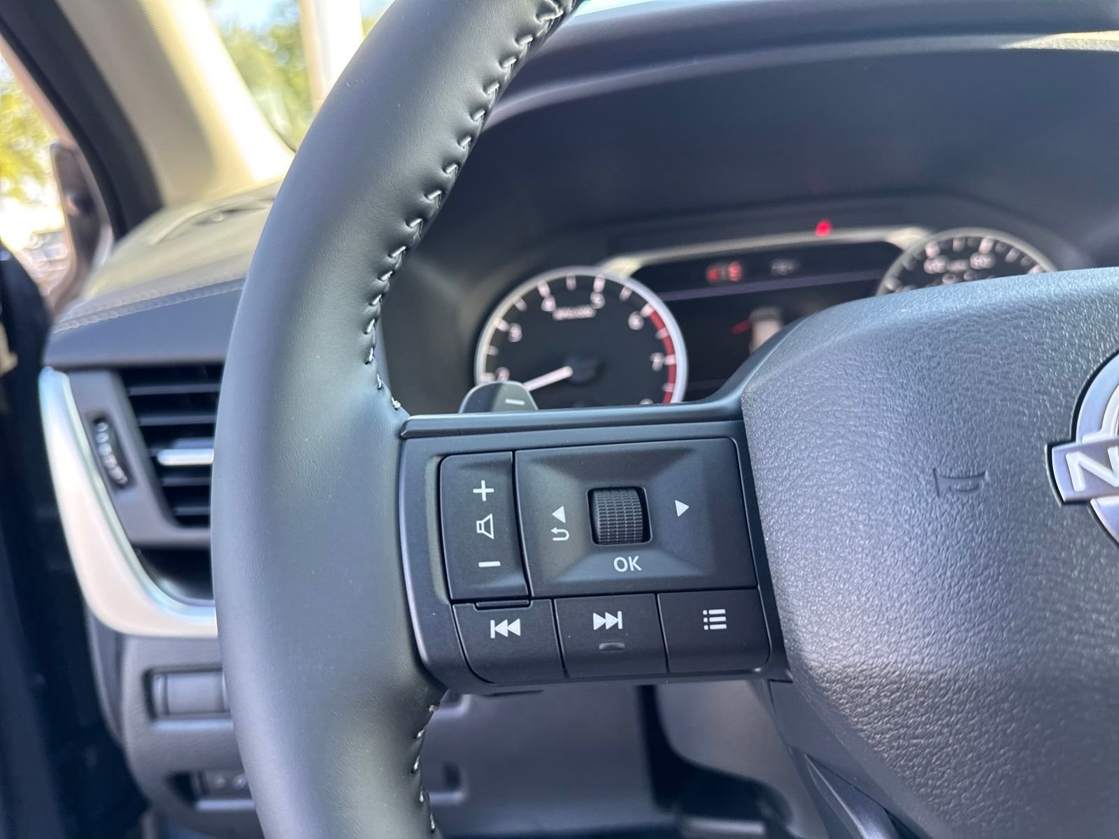 New 2026 Nissan Rogue SV 4D Sport Utility