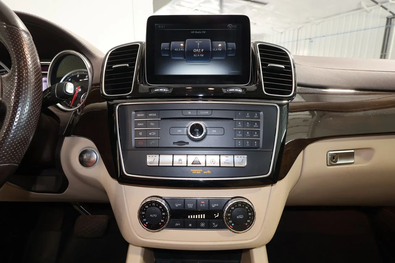 Used 2017 Black Mercedes-Benz GLS 450 image 10