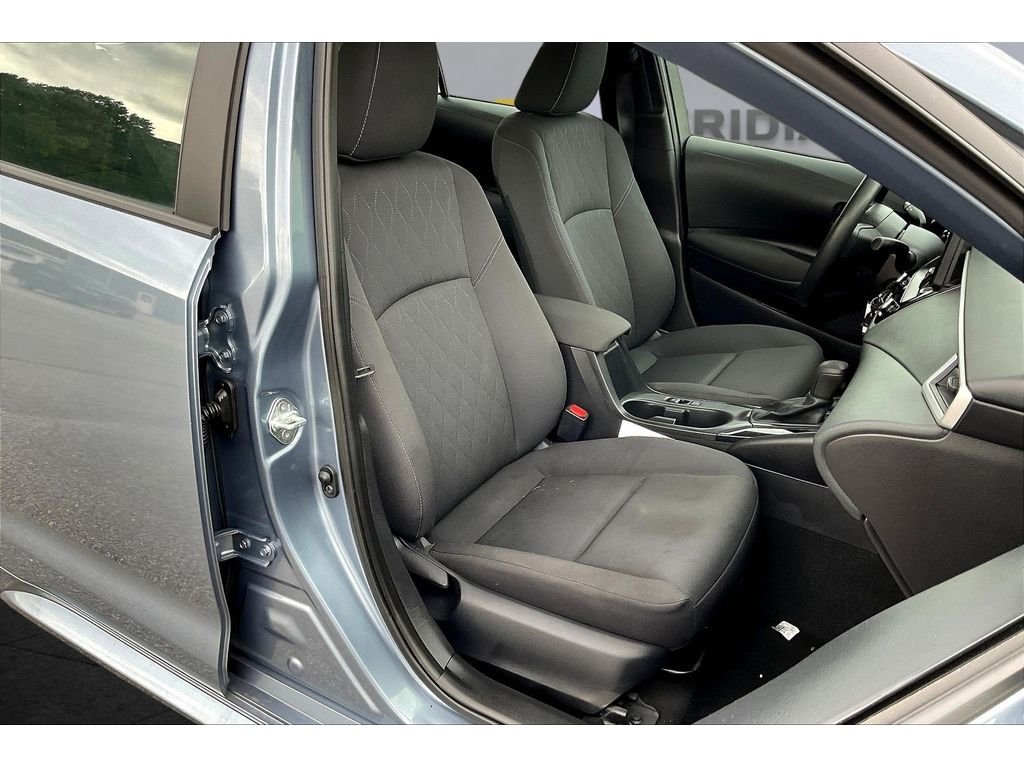 2024 Toyota Corolla LE - Photo 6