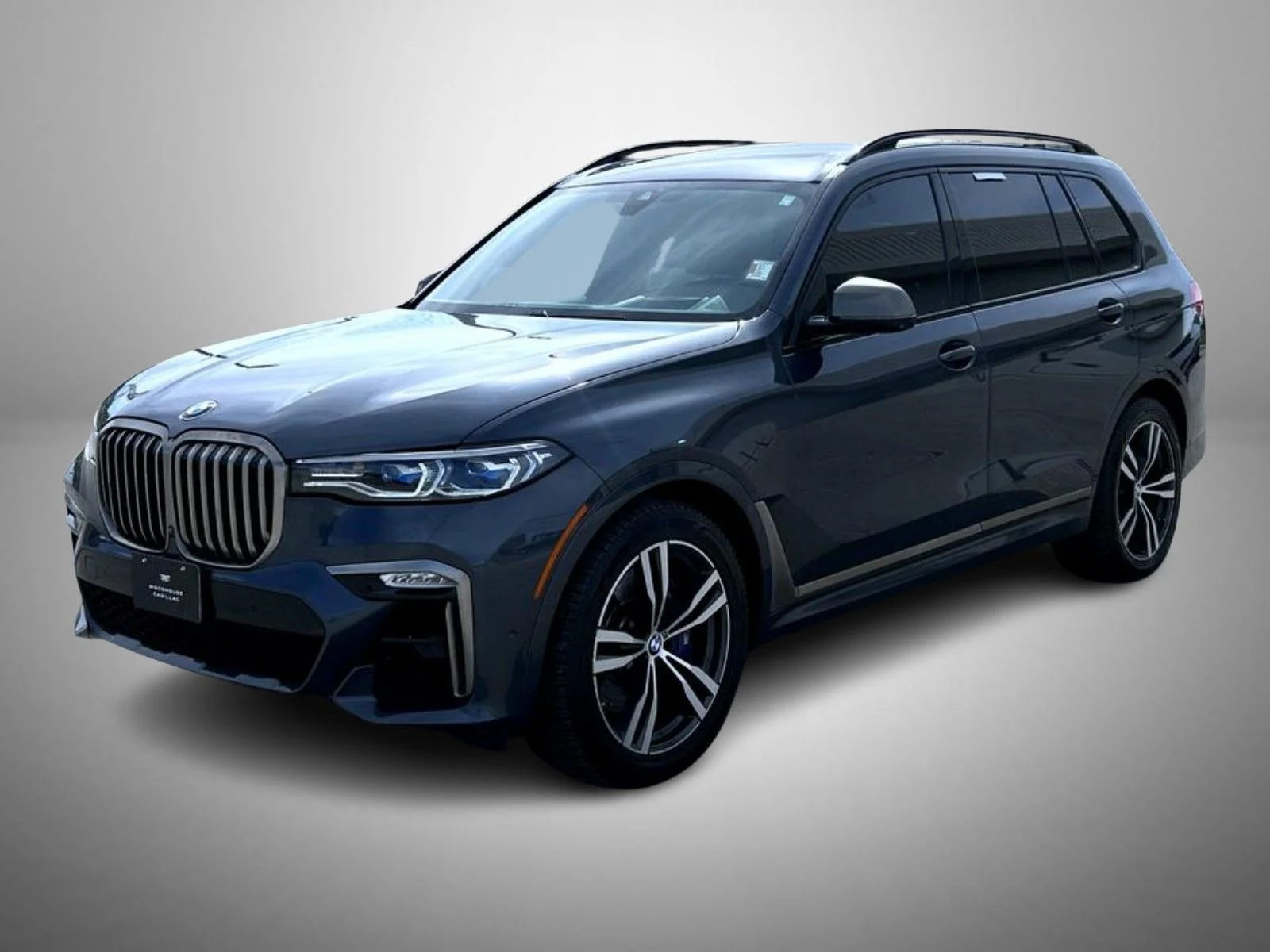 Used 2020 Gray BMW M50i image 1