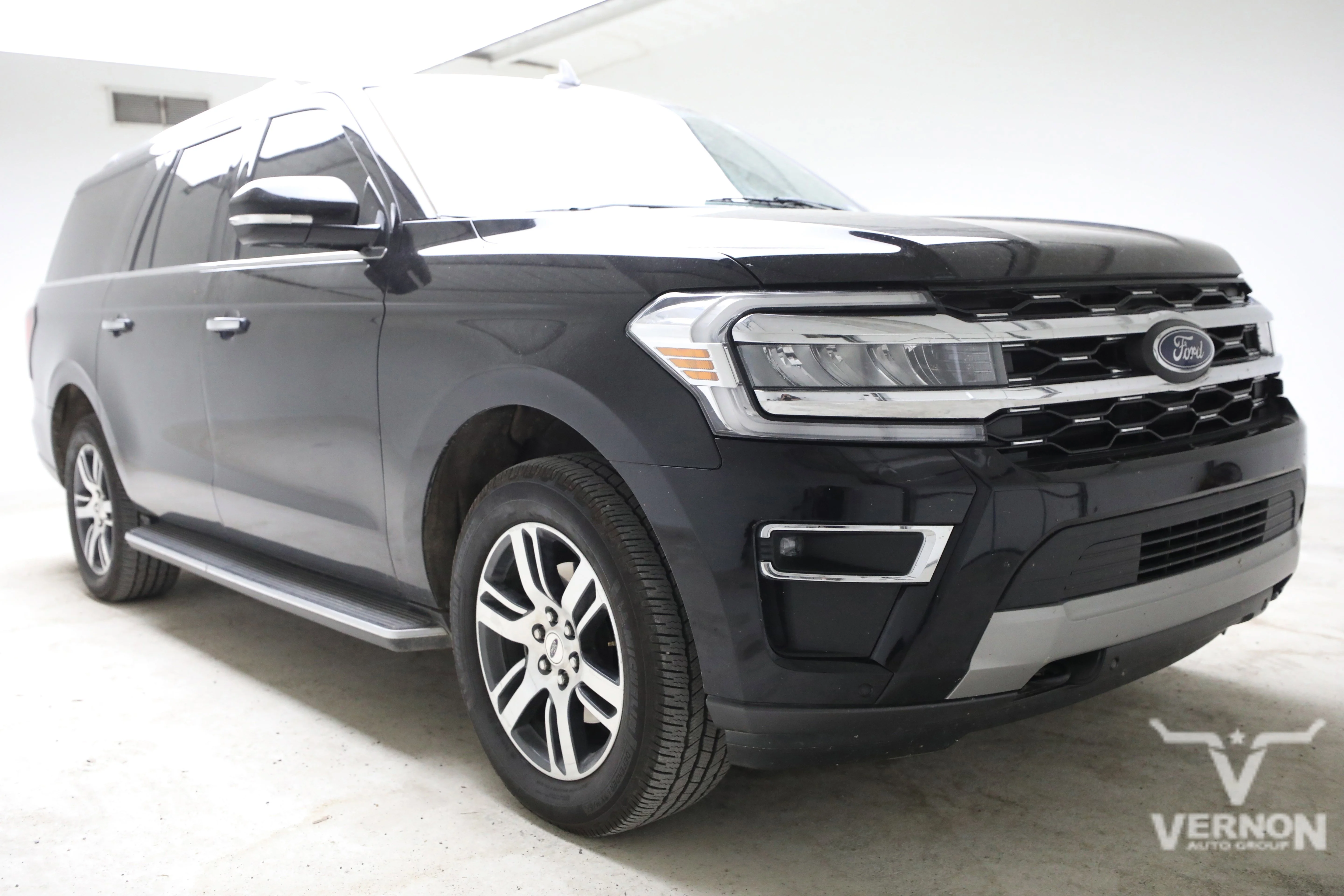 Pre-Owned 2023 Ford Expedition Max Limited 4x4