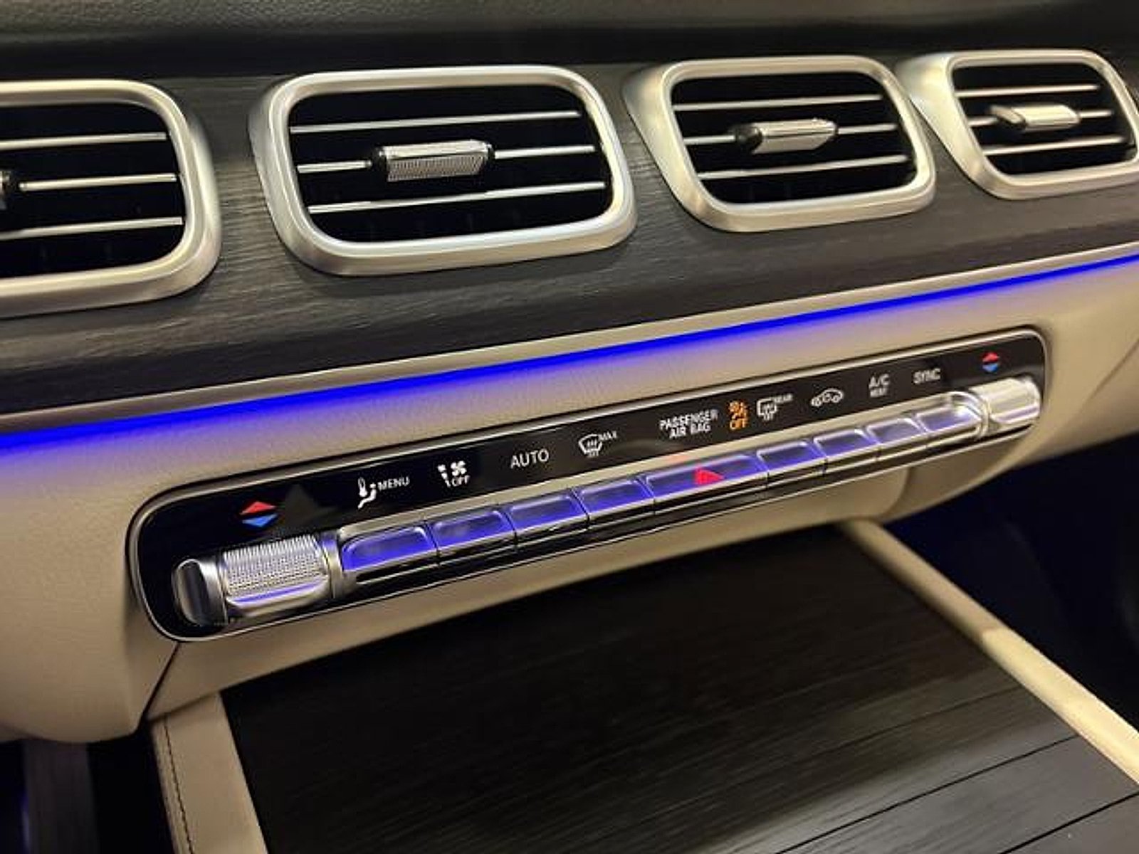 New 2026 Black Mercedes-Benz  image 40