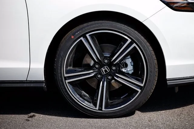 New 2026 Platinum White Pearl Honda Sport image 15