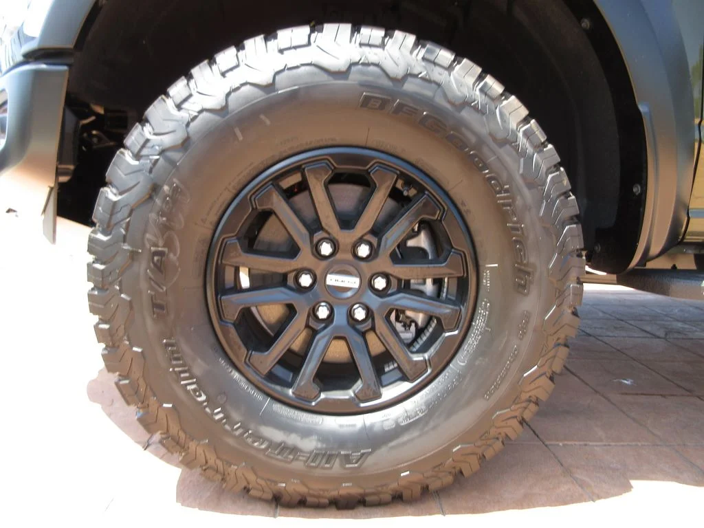 New 2026 Shelter Green Ford Raptor image 8