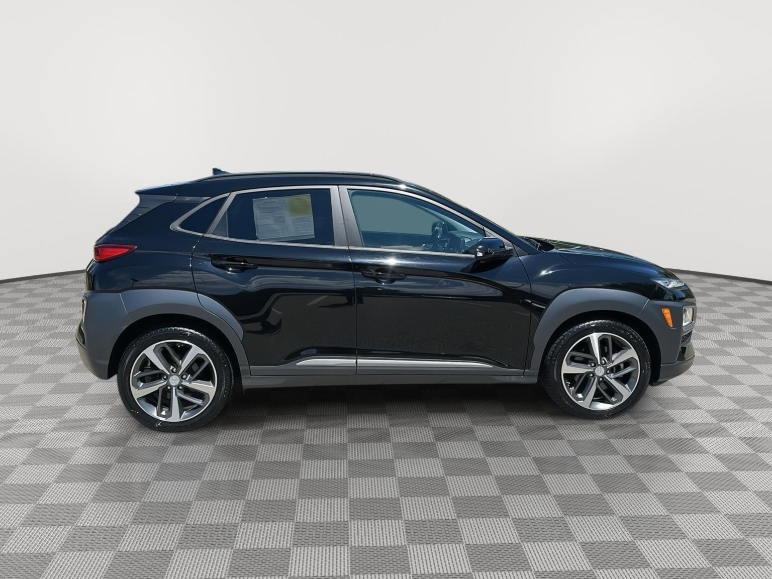 Used 2020 Ultra Black Hyundai Limited image 4