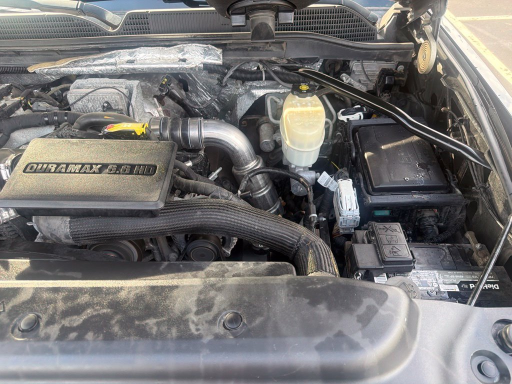 Used 2018 Green GMC Denali image 43