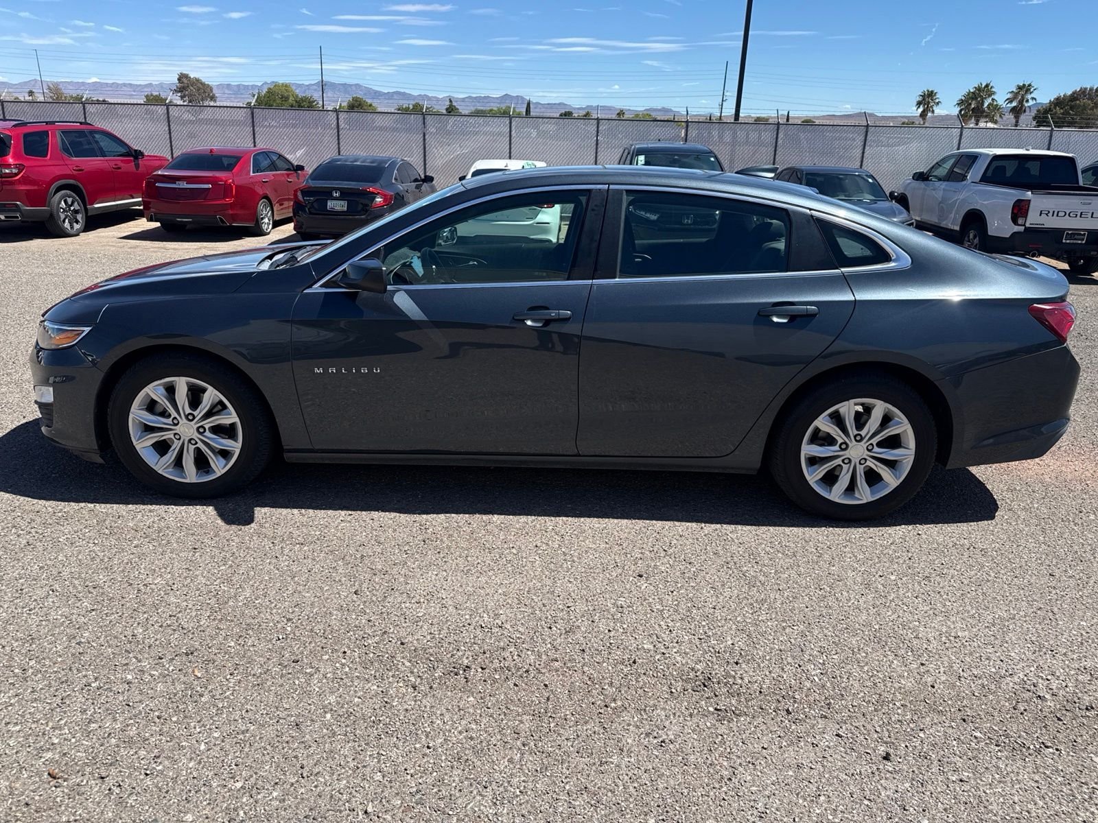 Used 2020 Chevrolet Malibu 1LT with VIN 1G1ZD5ST2LF103284 for sale in Kingman, AZ