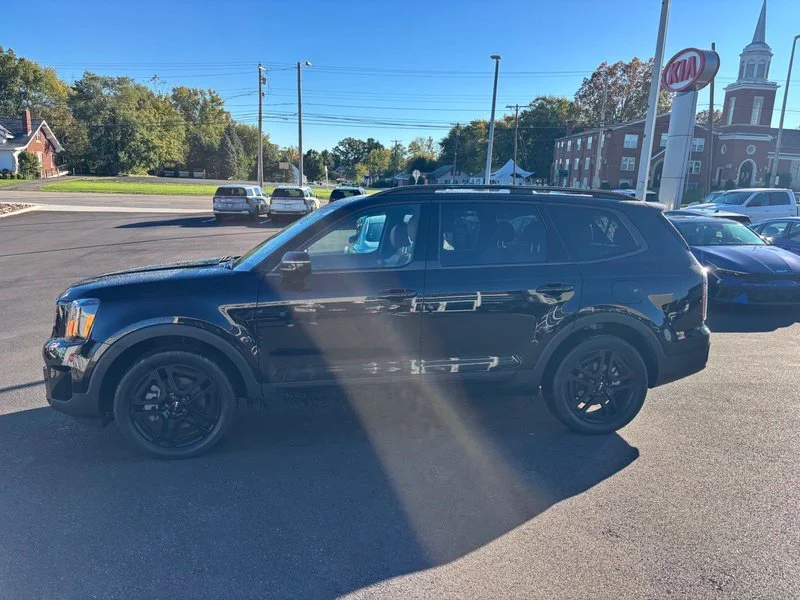 Used 2024 Black Kia SX-Prestige X-Line image 5