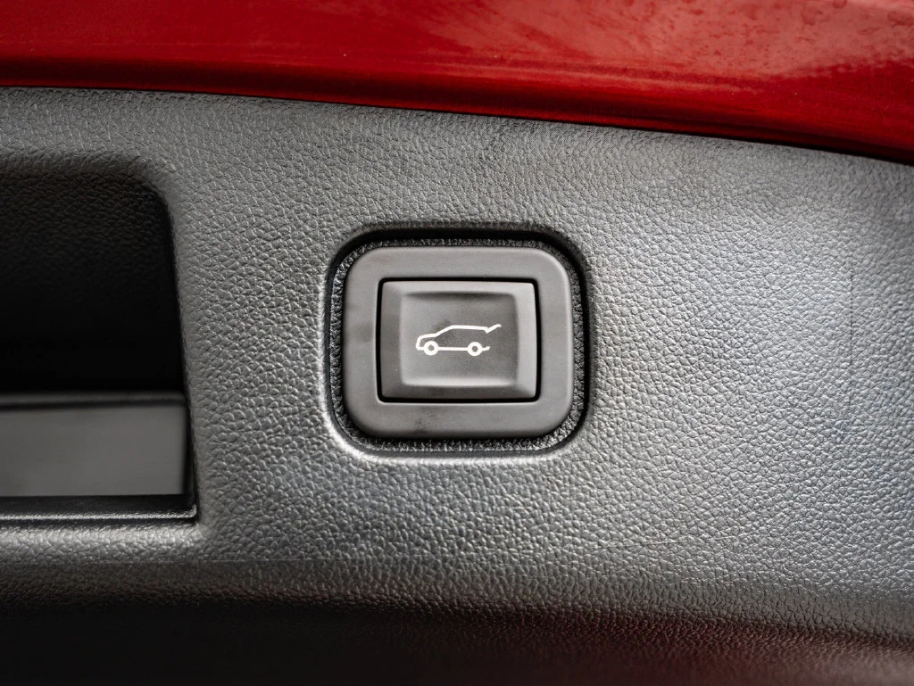 Used 2024 Scarlet Red Metallic Honda Touring image 22