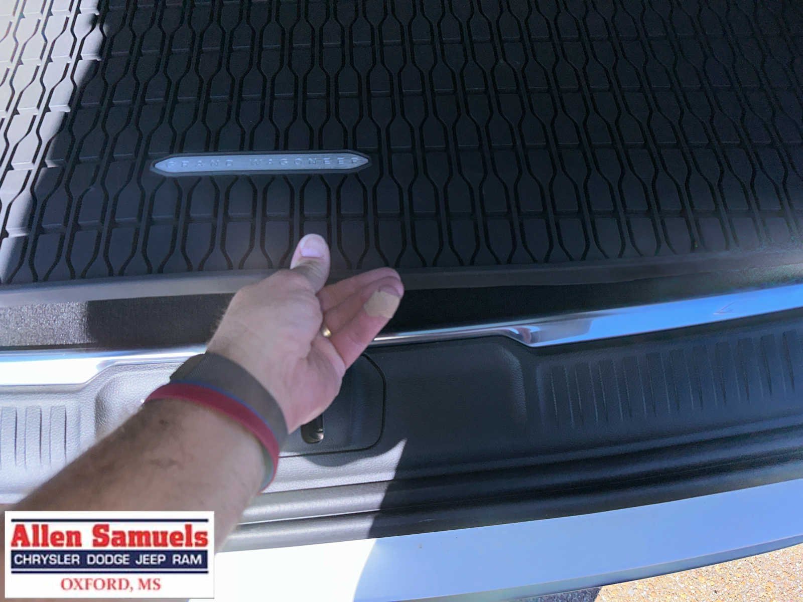 2026 Jeep Grand Wagoneer Summit Obsidian - Photo 52