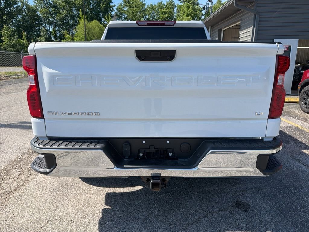 Used 2023 White Chevrolet LT image 5