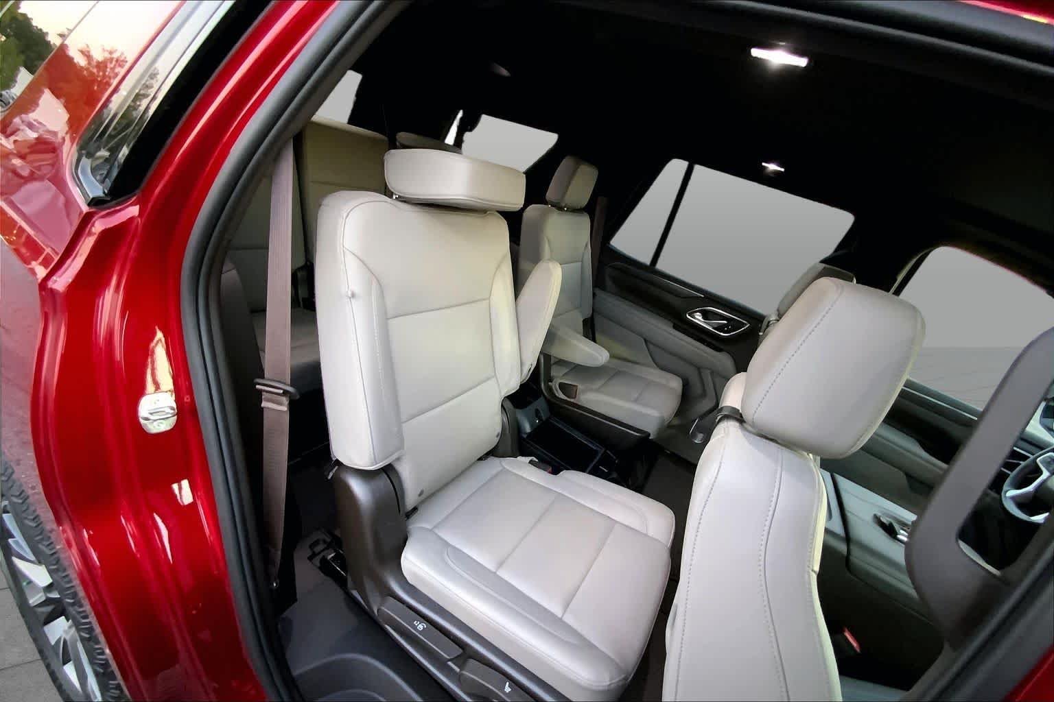 Used 2023 Radiant Red Tintcoat Chevrolet Z71 image 16