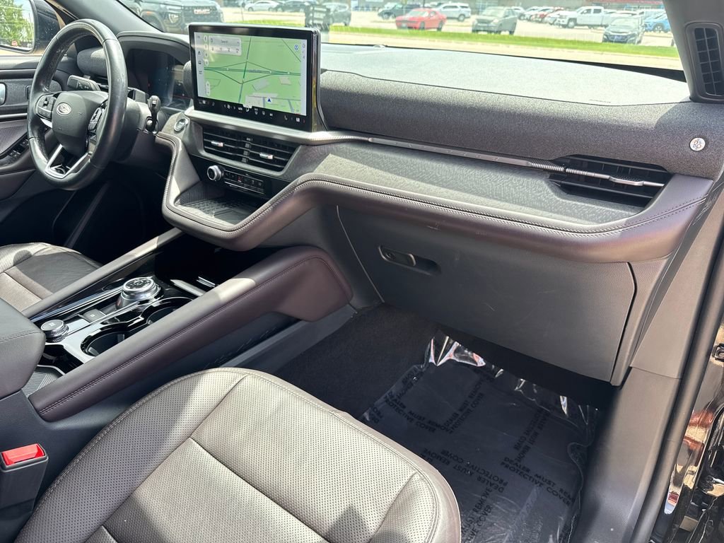 2025 Ford Explorer Platinum - Photo 40