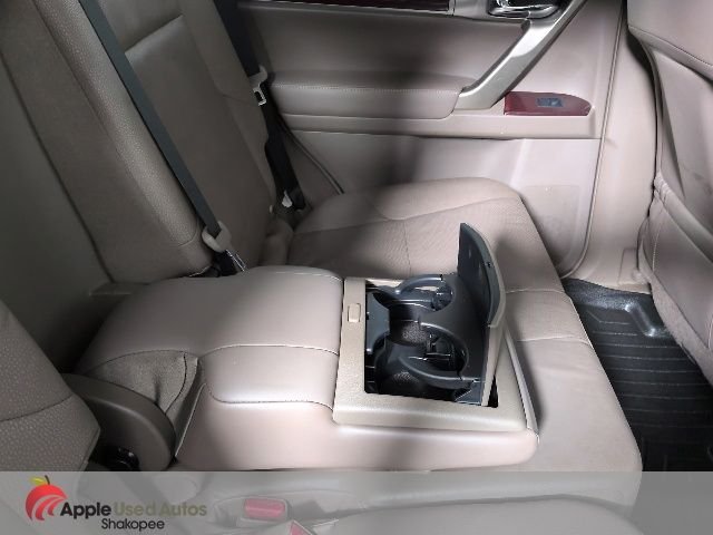 Used 2014 Red Lexus 460 image 39