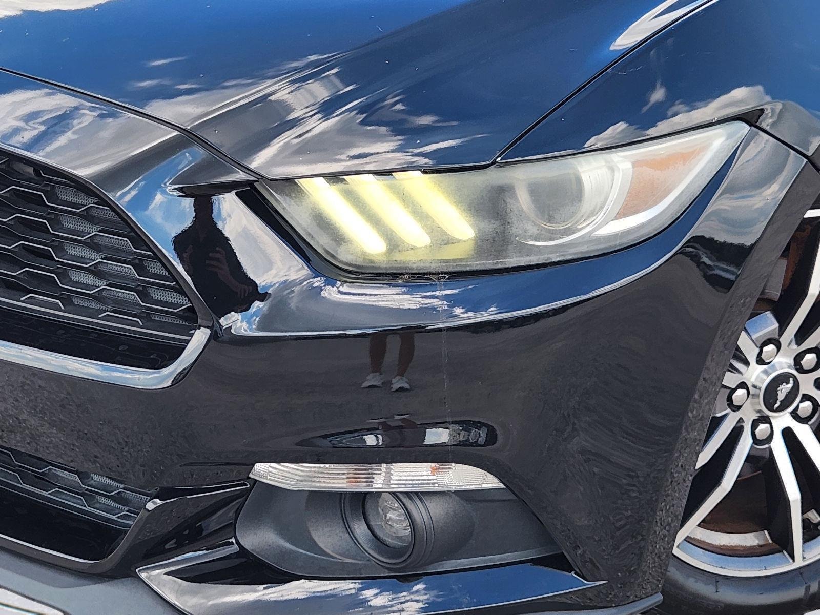 2017 Ford Mustang photo 9 of 33