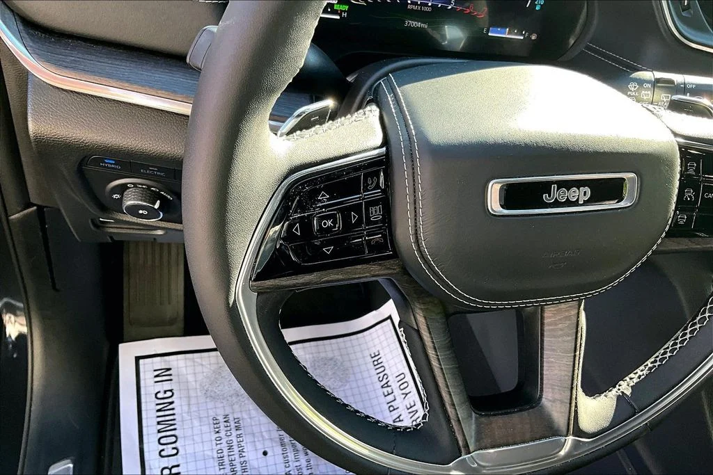 Used 2024 Black Jeep Overland 4xe image 20